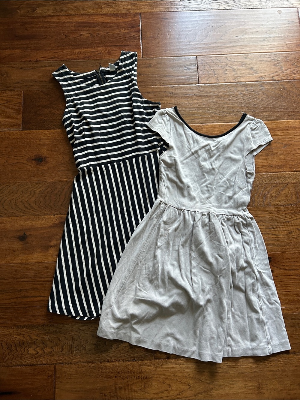 Old Navy Women’s Dress Bundle - Cream and Black - Size Small